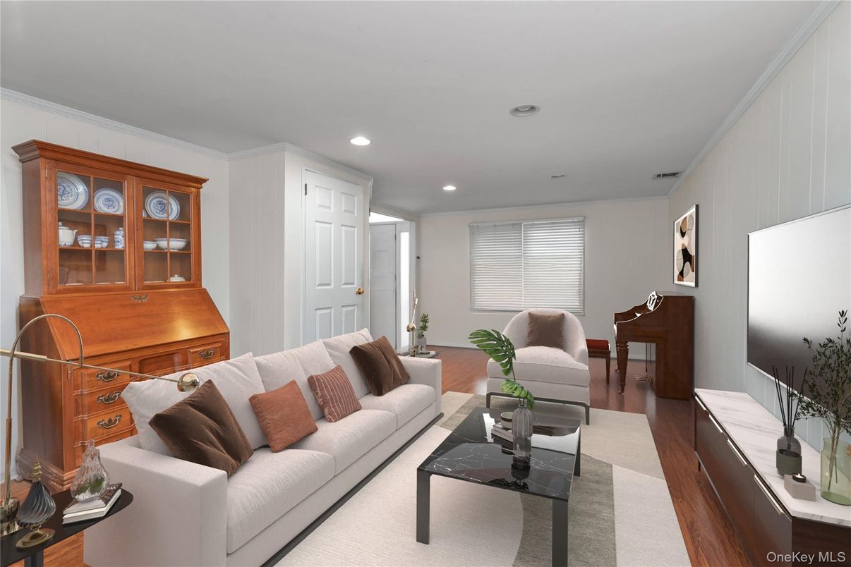 Interior, Living room, Piano, Recessed Lighting, Wood Texture Flooring