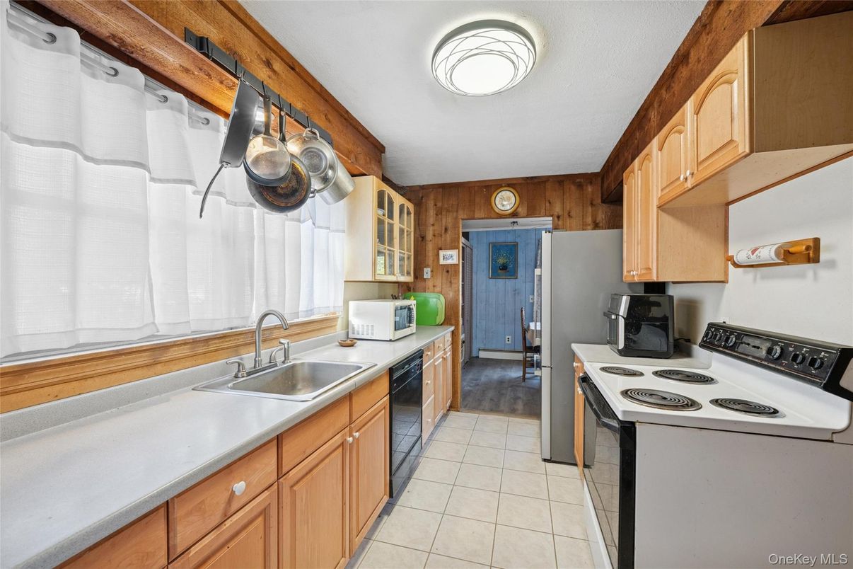 Interior, Kitchen, Wooden Walls