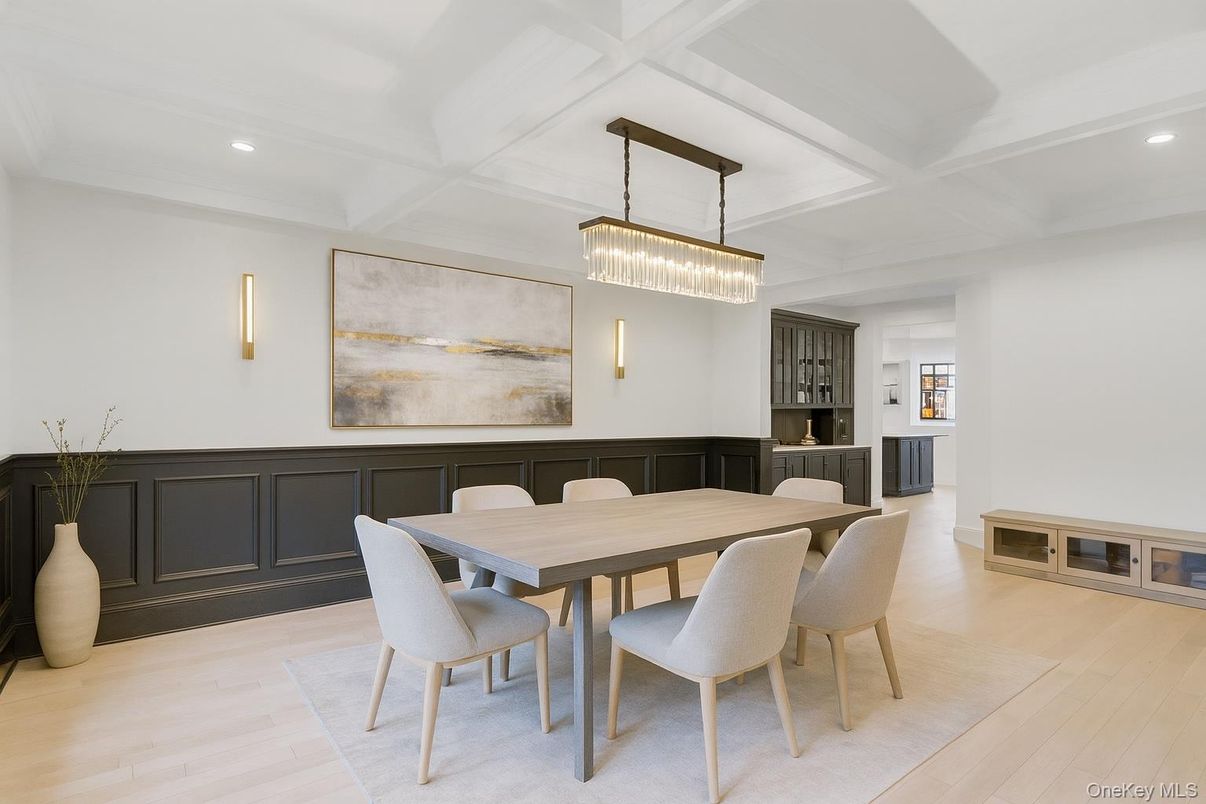 Dining room, Interior, Recessed Lighting, Wood Texture Flooring