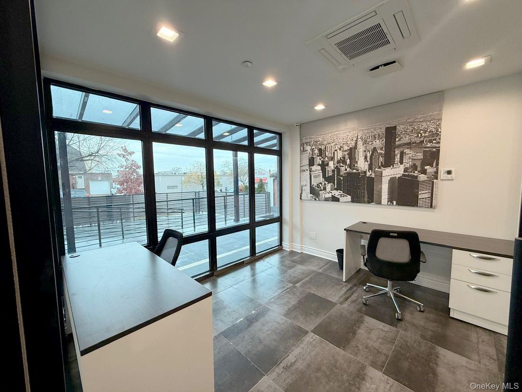 Home Office, Interior, Recessed Lighting, Water