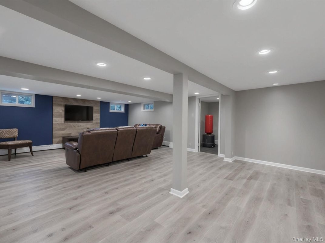 Interior, Living room, Recessed Lighting, Stone Walls, Wood Texture Flooring