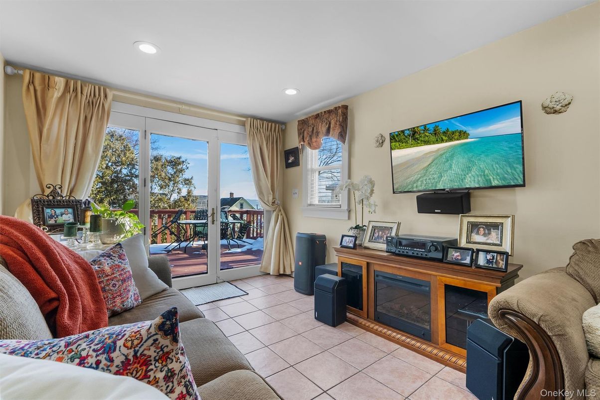 Fireplace, Interior, Living room, Recessed Lighting