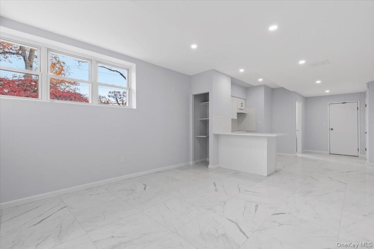 Empty room, Interior, Kitchen, Marble, Recessed Lighting