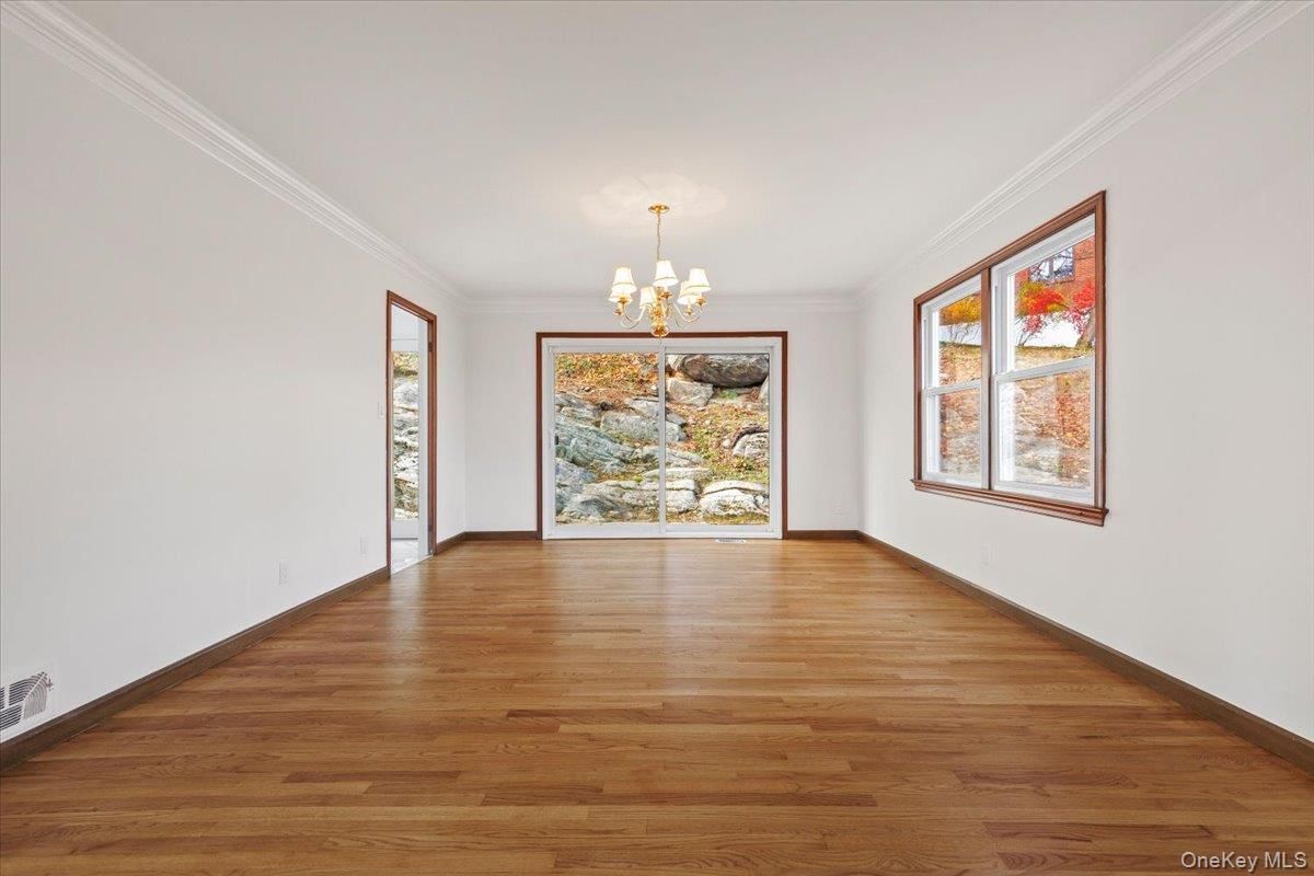 Chandelier, Empty room, Interior, Wood Texture Flooring