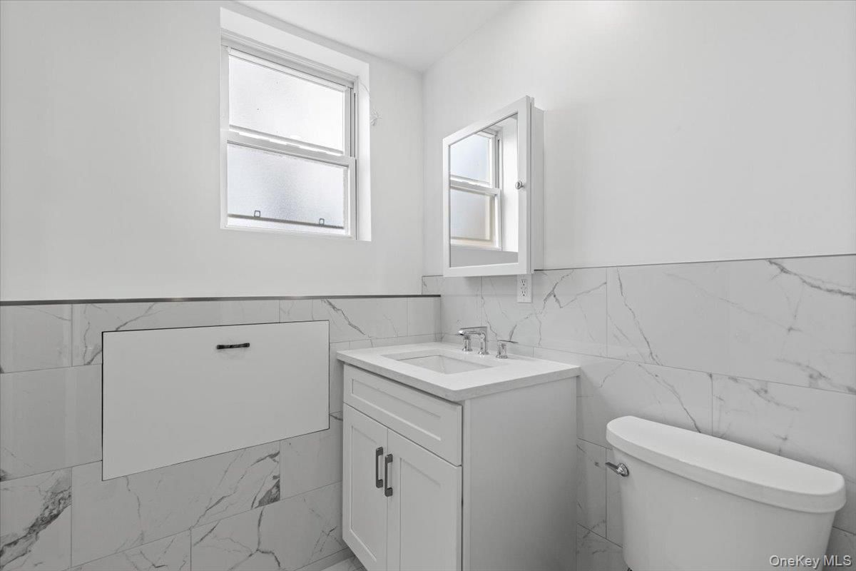 Bathroom, Interior, Marble, Marble Walls