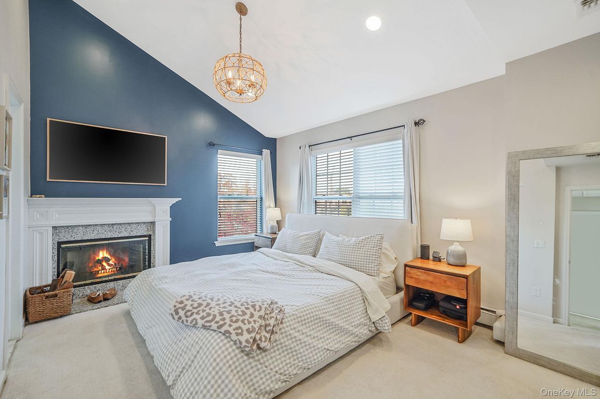 Bedroom, Fireplace, Interior, Pendant Lights, Recessed Lighting