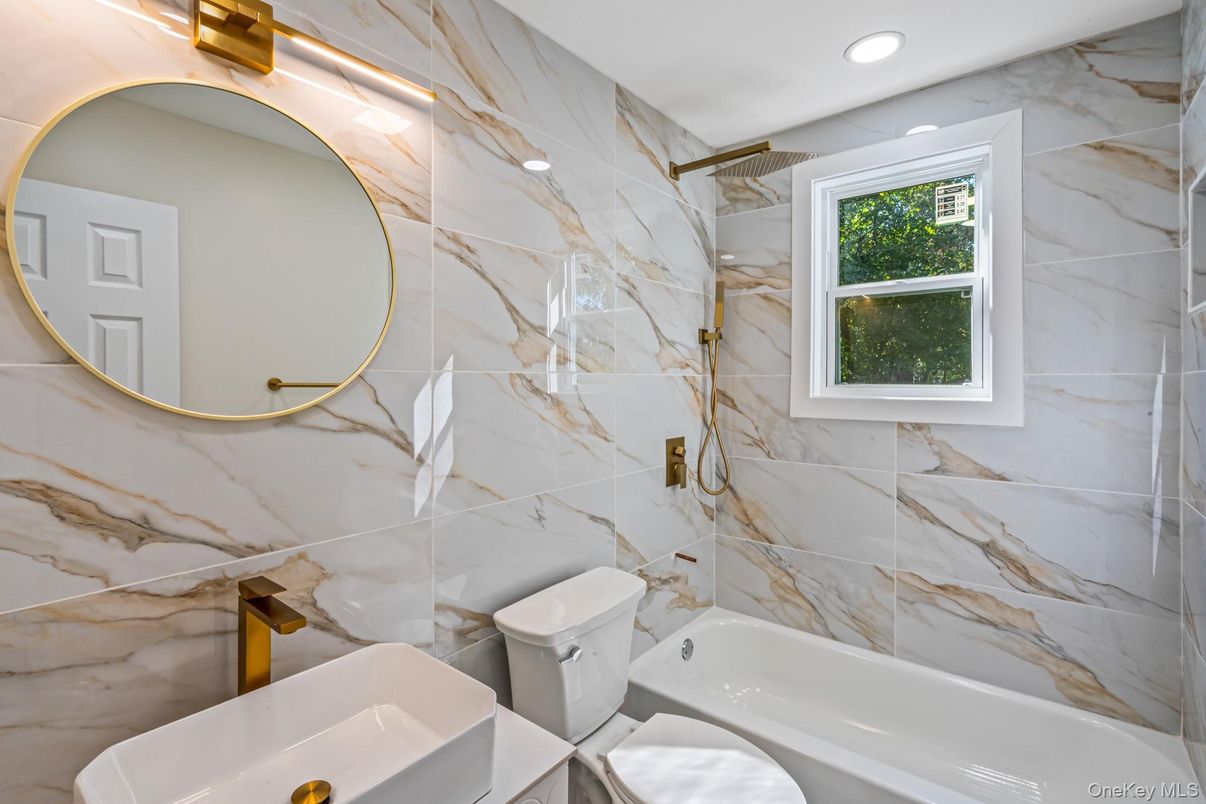 Bathroom, Interior, Marble Walls, Recessed Lighting