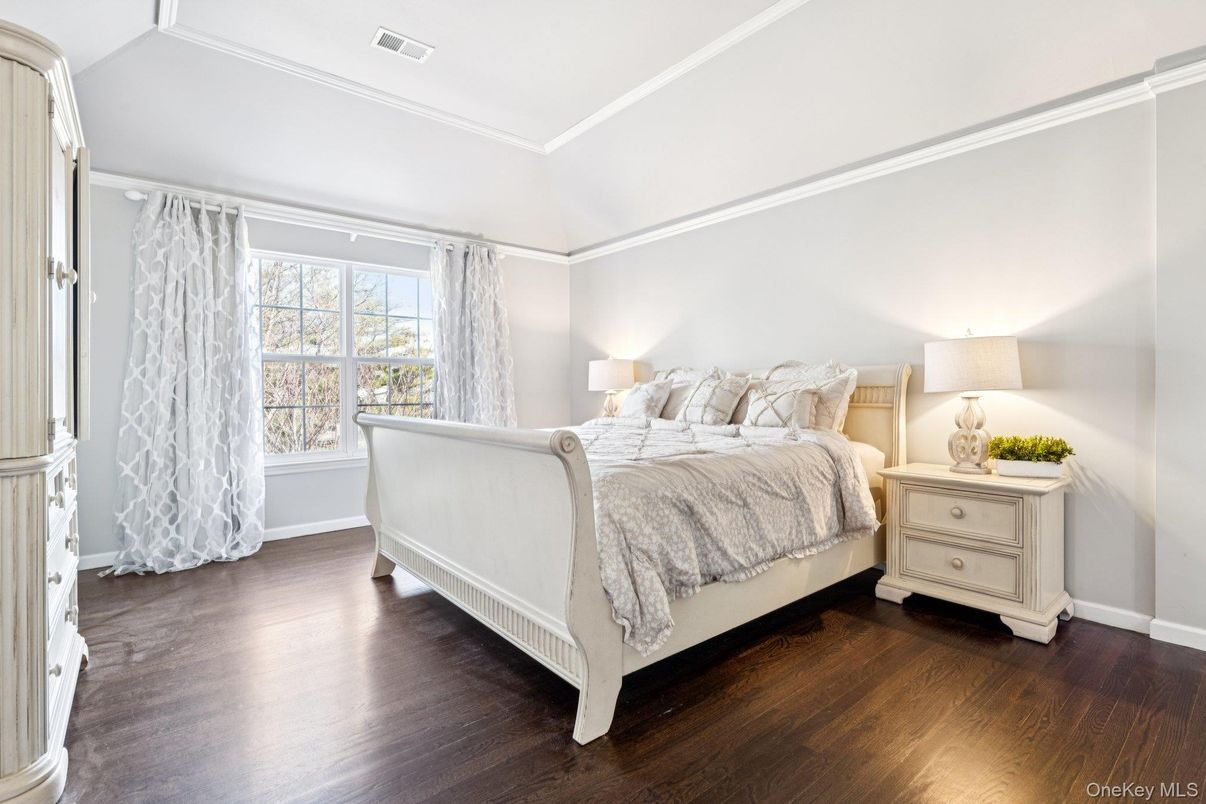 DE Listing image placeholder