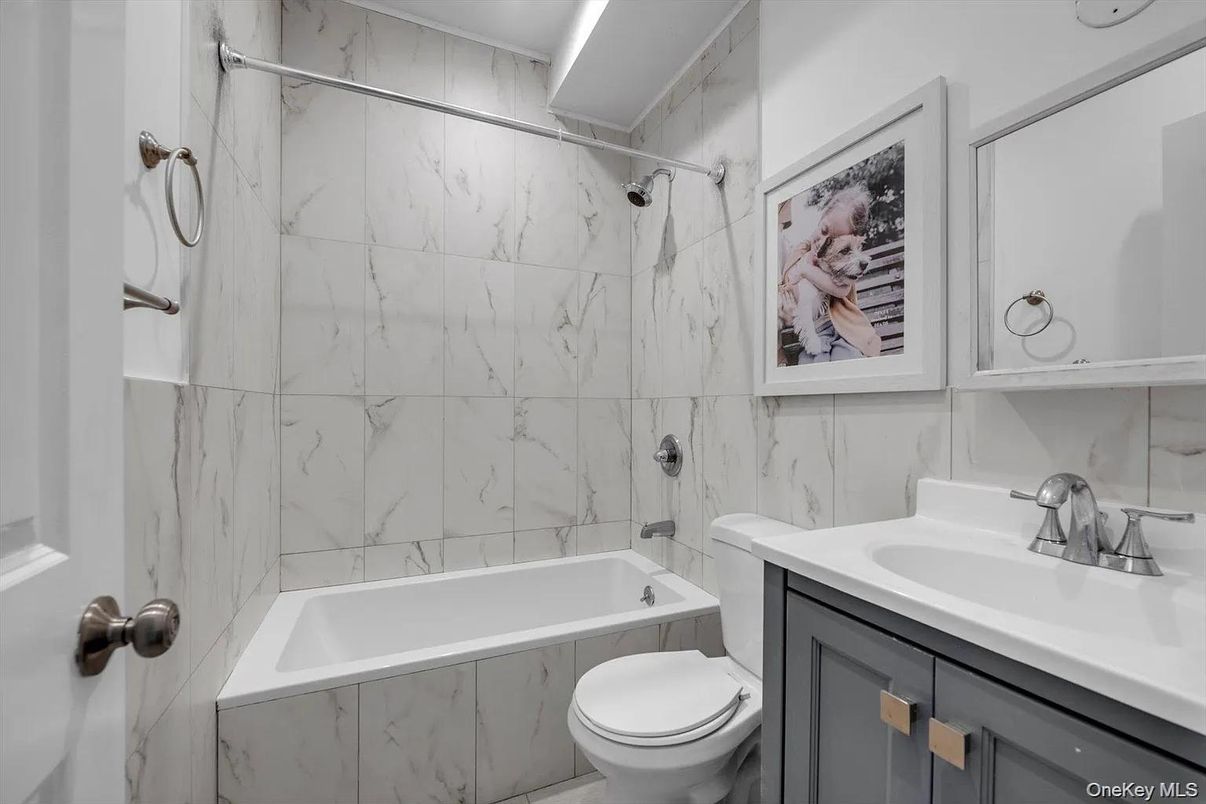 Bathroom, Interior, Marble Walls