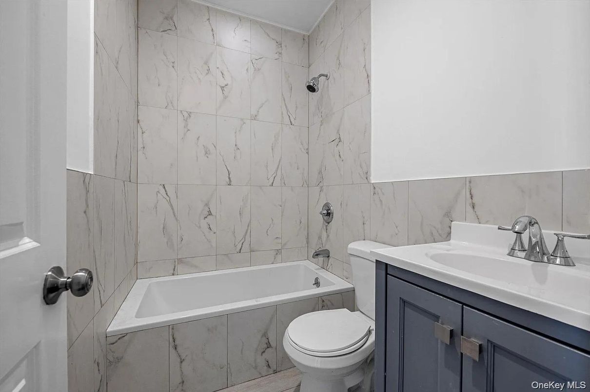 Bathroom, Interior, Marble Walls