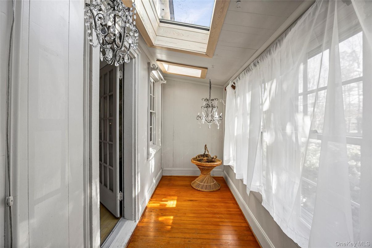 Chandelier, Interior, Wood Texture Flooring