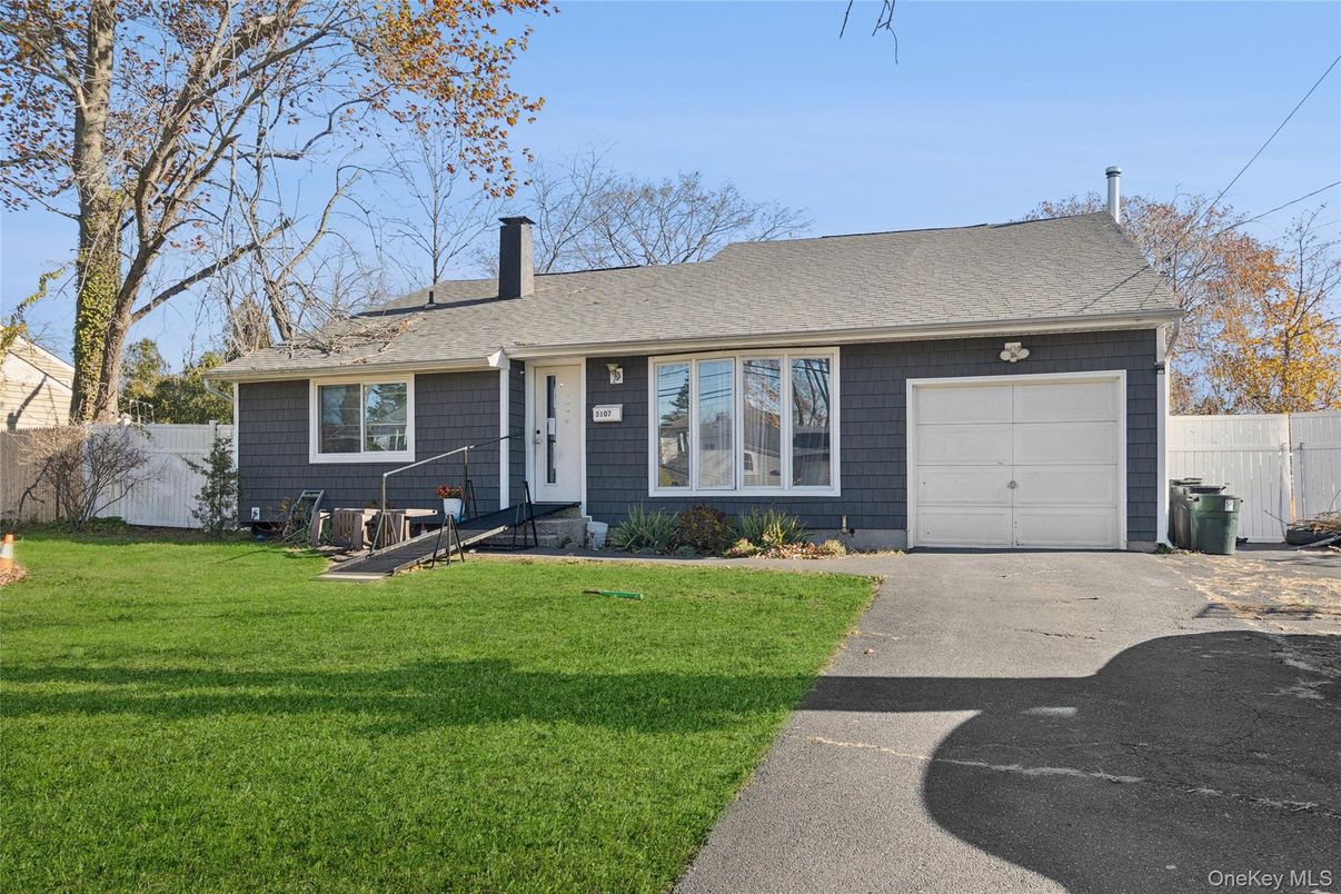 Attached, Backyard, Exterior, Facade, Cape Cod