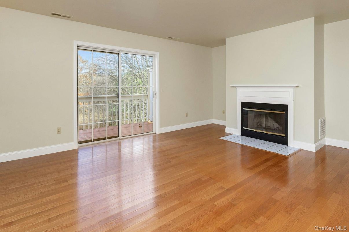 Empty room, Fireplace, Interior, Wood Texture Flooring