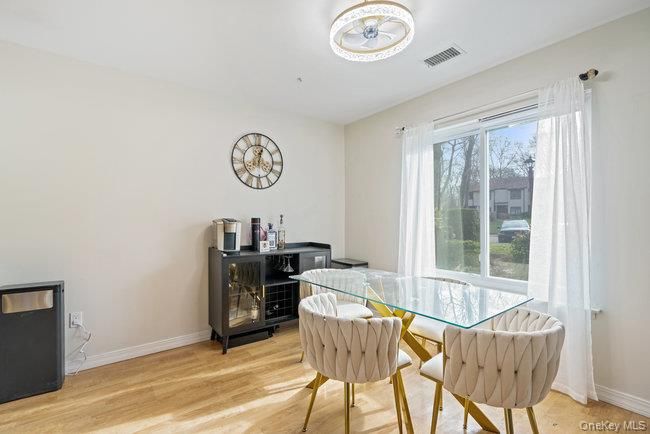 Dining room, Interior, Wood Texture Flooring