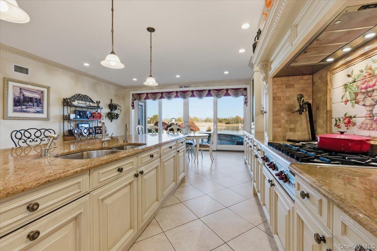 Interior, Kitchen, Pendant Lights, Recessed Lighting, Stone Walls, Water