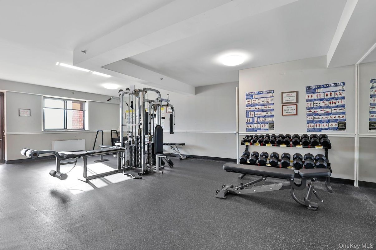 Fitness Equipment, Interior, Recessed Lighting