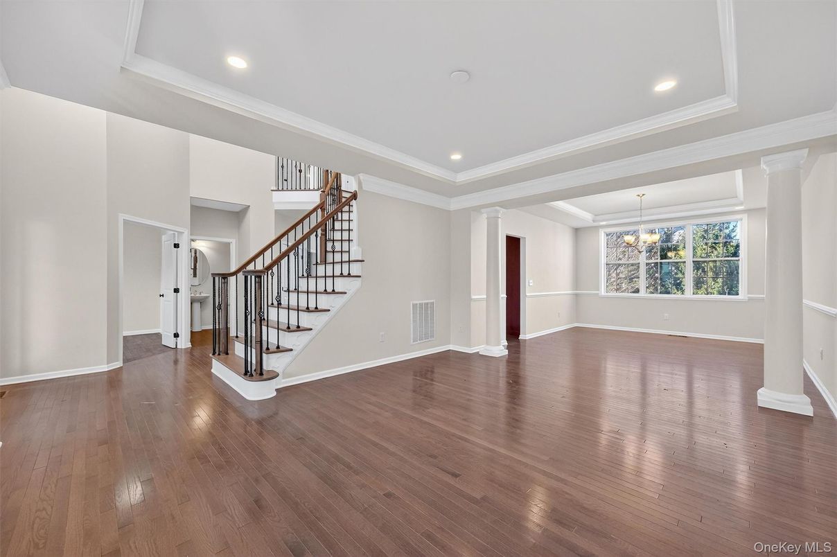 Chandelier, Empty room, Interior, Recessed Lighting, Wood Texture Flooring
