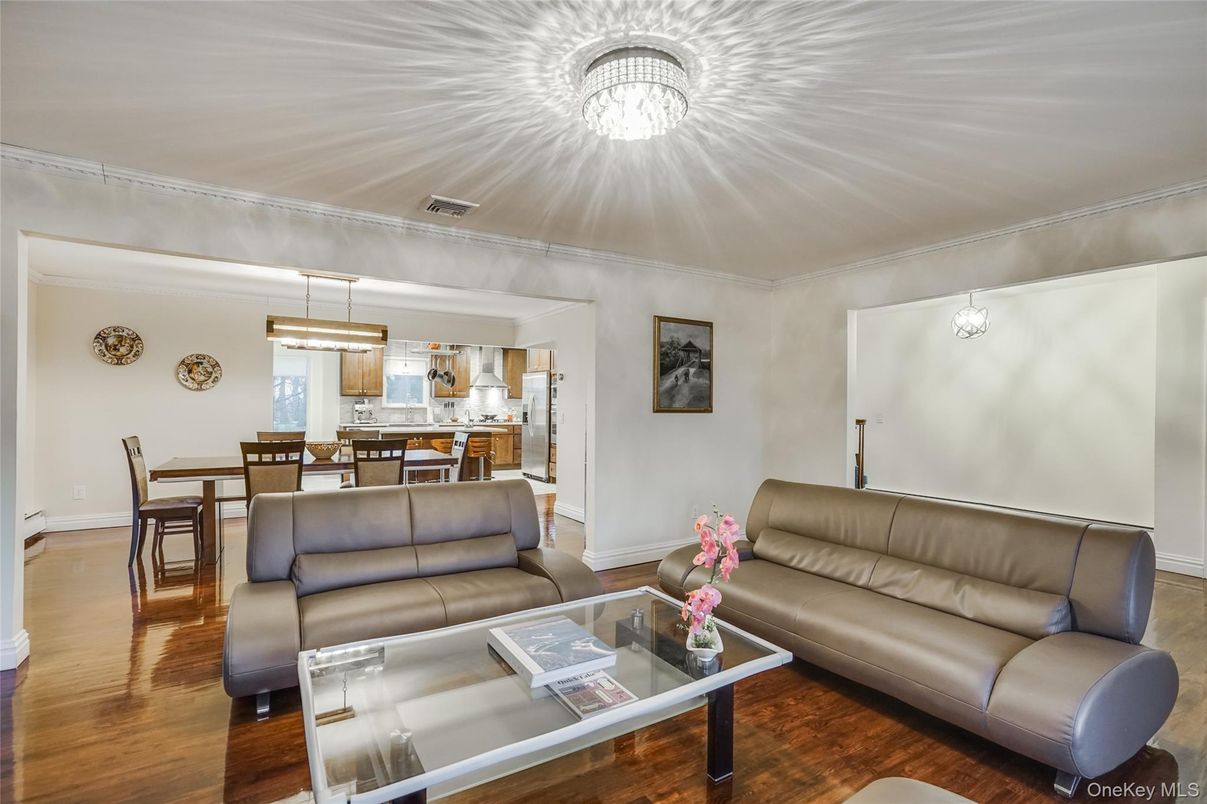 Dining room, Interior, Kitchen, Living room, Pendant Lights, Wood Texture Flooring
