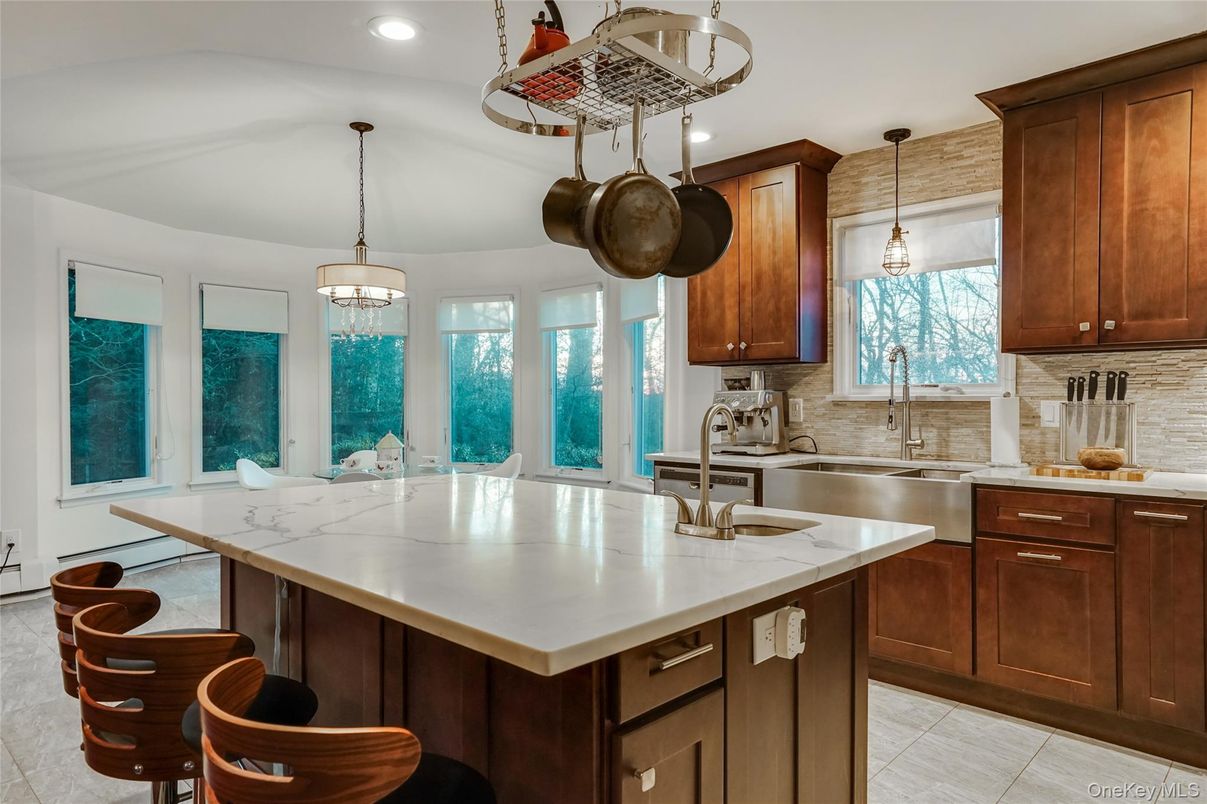 Interior, Kitchen, Pendant Lights, Recessed Lighting, Stainless Steel Appliances