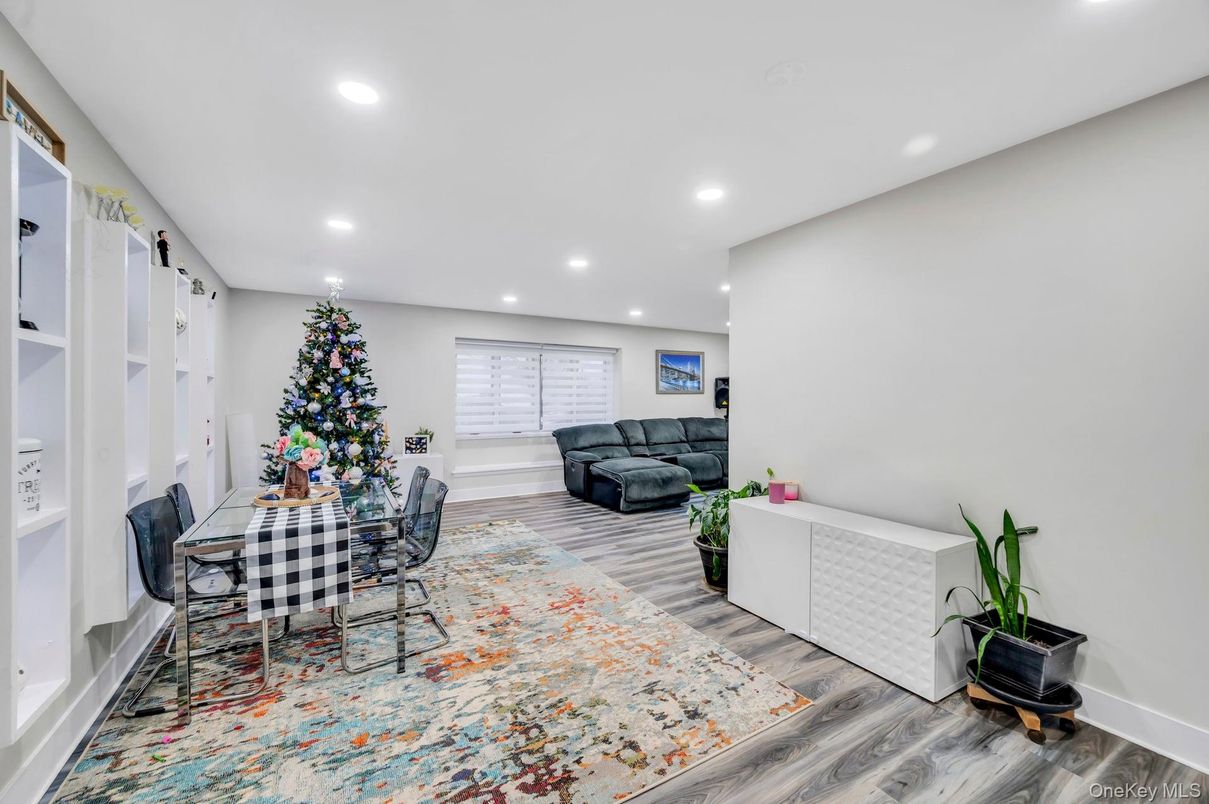 Dining room, Interior, Recessed Lighting, Wood Texture Flooring