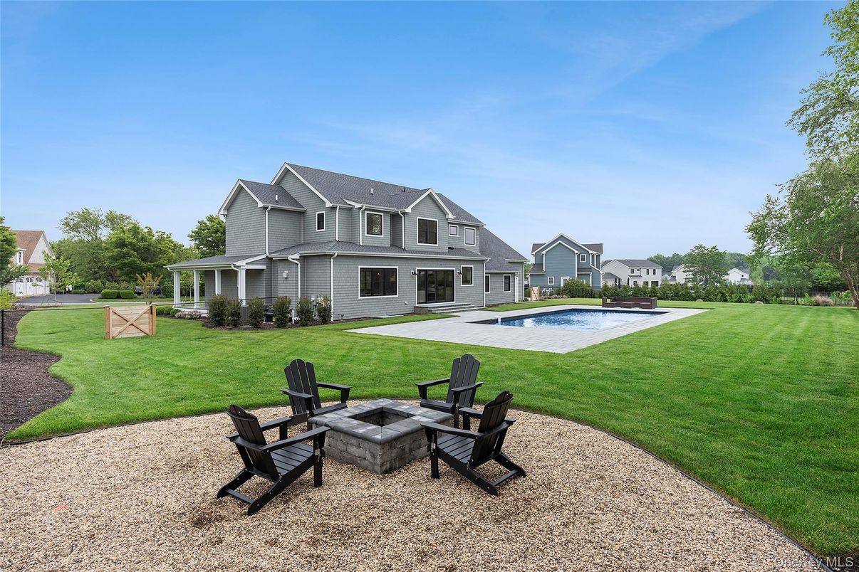 Backyard, Exterior, Pool