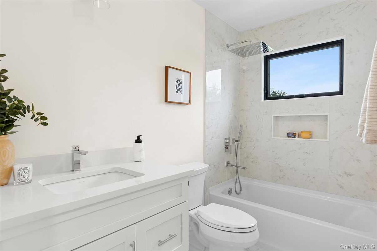 Bathroom, Interior, Marble Walls