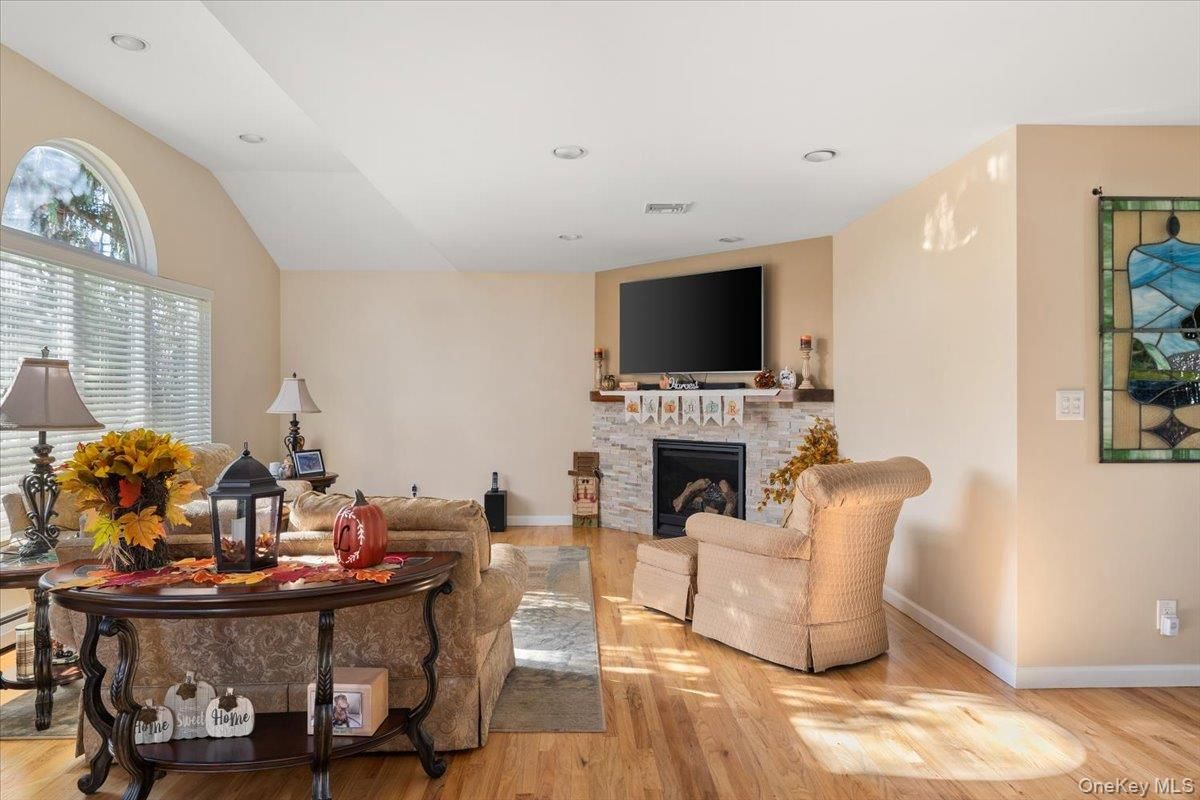 Fireplace, Interior, Living room, Recessed Lighting, Wood Texture Flooring