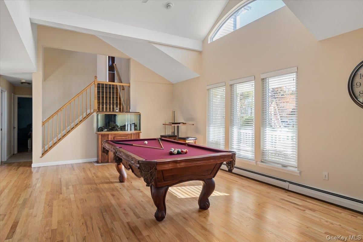 Billiard Table, Game Room, Interior, Wood Texture Flooring