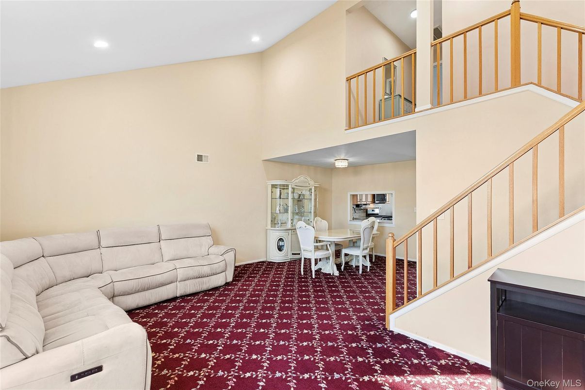 Dining room, Interior, Living room, Recessed Lighting