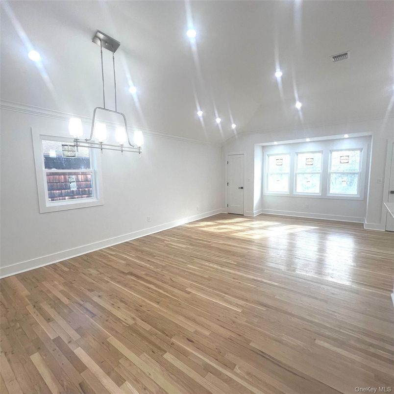 Empty room, Interior, Pendant Lights, Recessed Lighting, Wood Texture Flooring