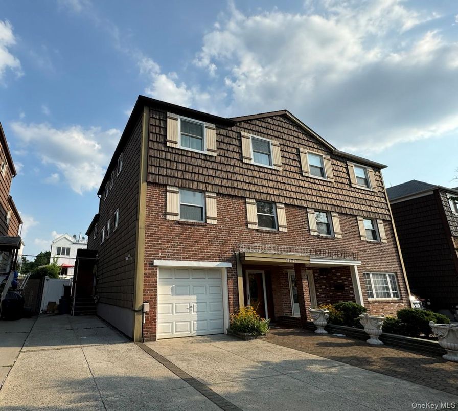 Attached, Exterior, Facade, Brick Facade, Rowhouse