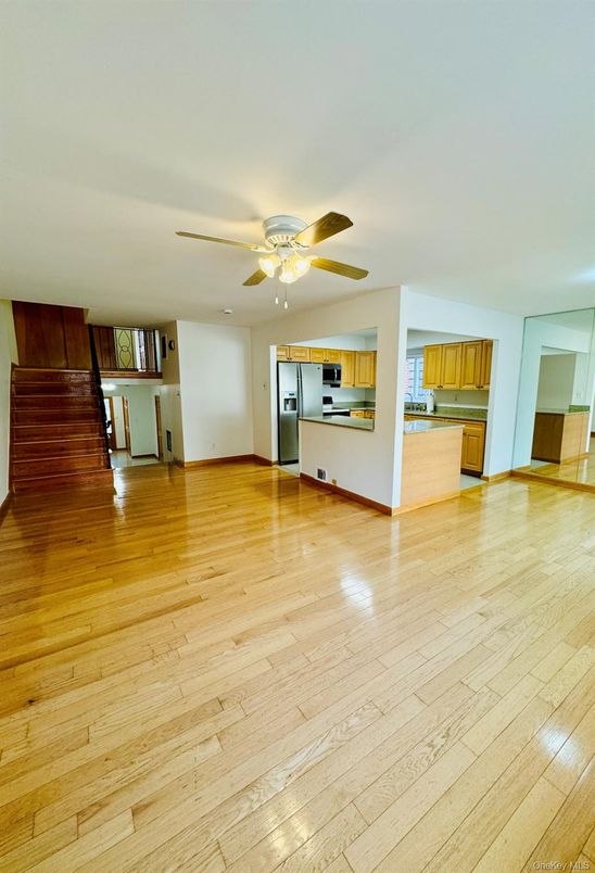 Empty room, Interior, Kitchen, Wood Texture Flooring