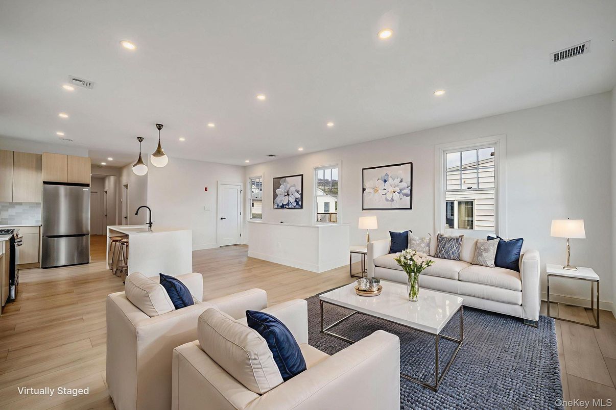 Interior, Kitchen, Living room, Pendant Lights, Recessed Lighting, Stainless Steel Appliances, Wood Texture Flooring