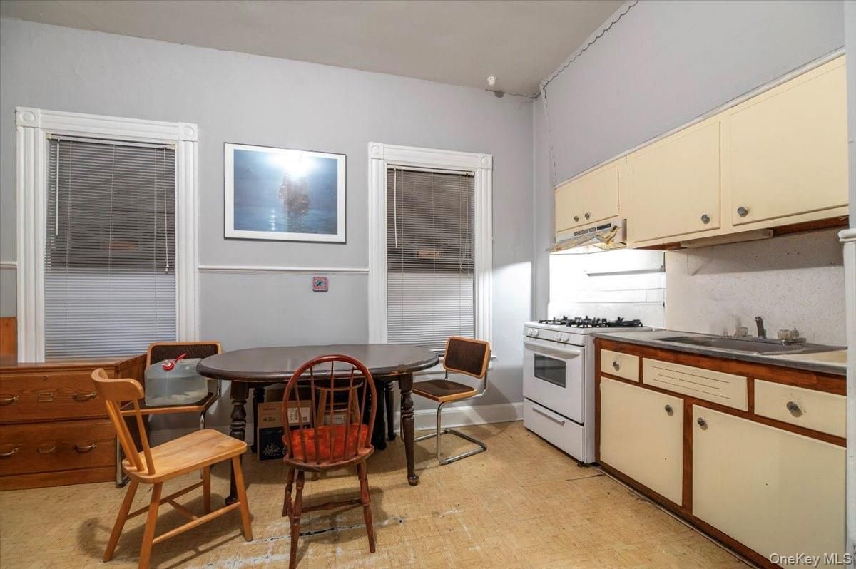 Dining room, Interior, Kitchen