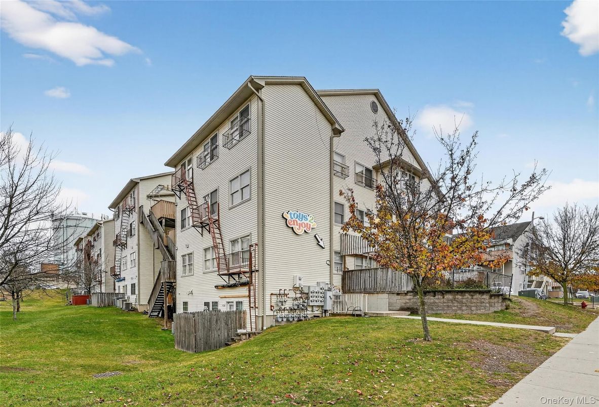 DE Listing image placeholder