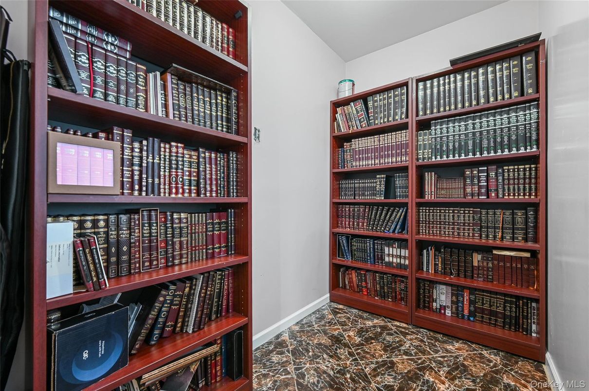 DE Listing image placeholder