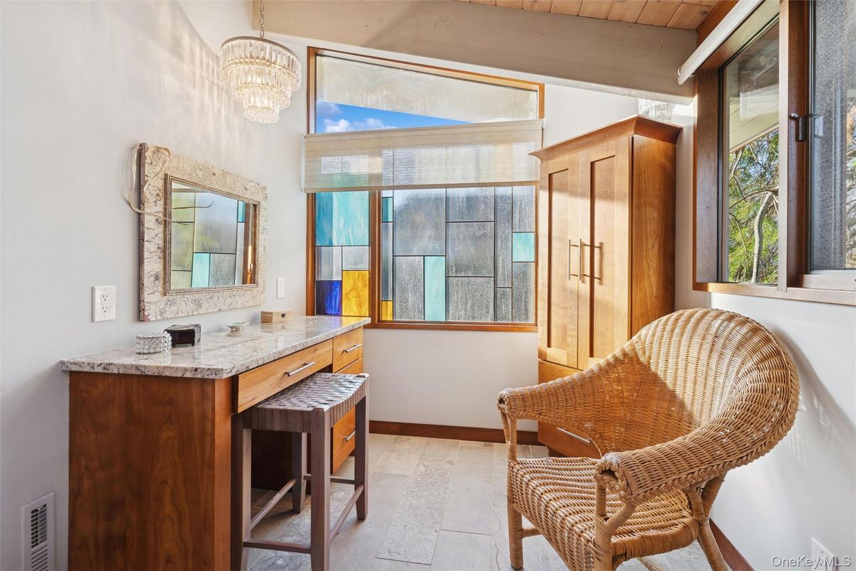 Chandelier, Interior, Wooden Ceilings