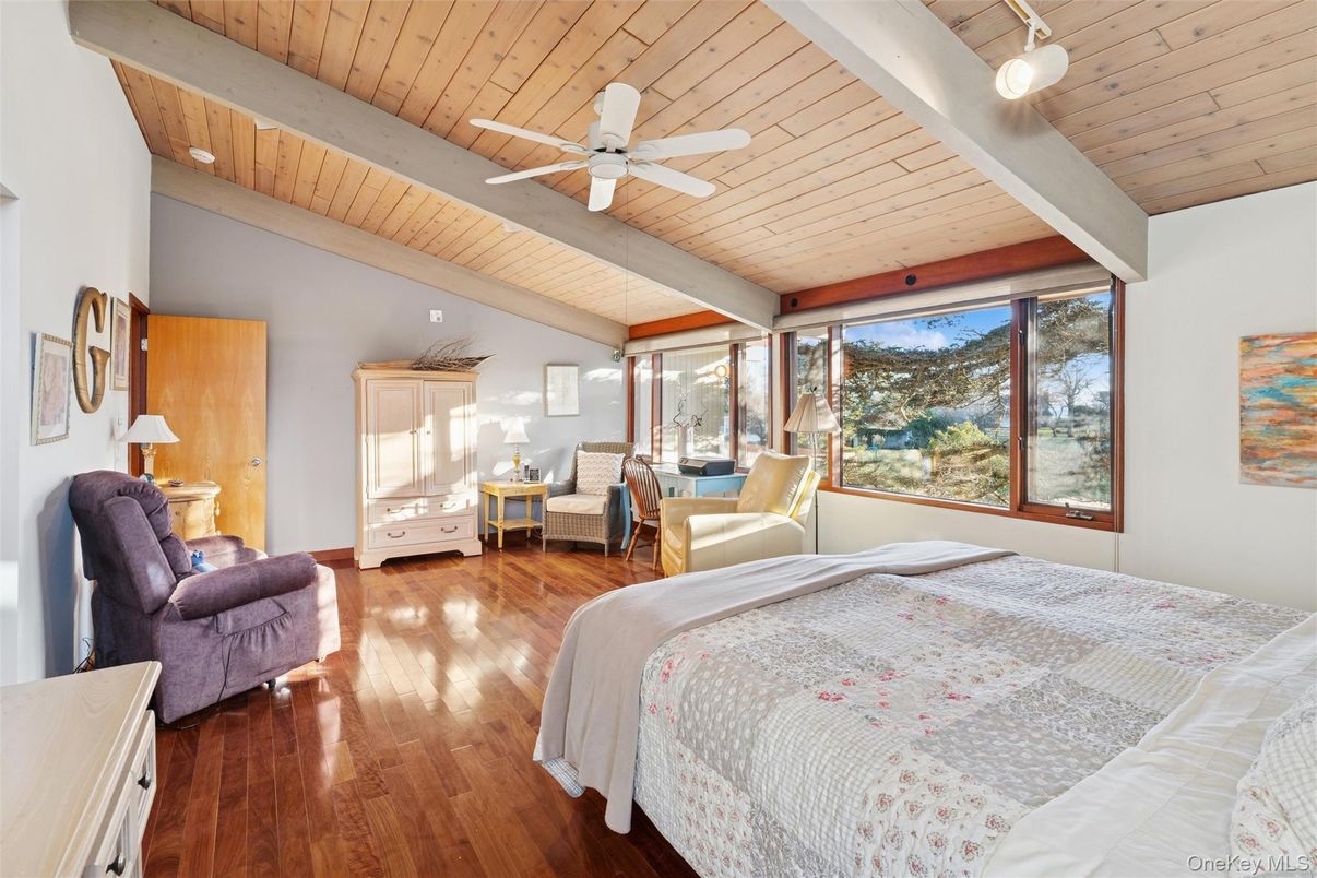 Bedroom, Interior, Wooden Beams, Wooden Ceilings, Wood Texture Flooring