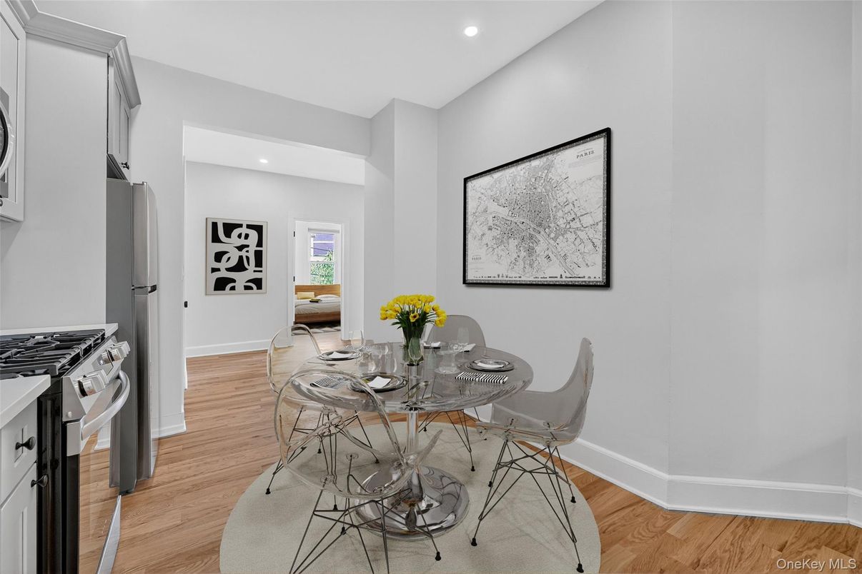 Dining room, Interior, Kitchen, Recessed Lighting, Wood Texture Flooring