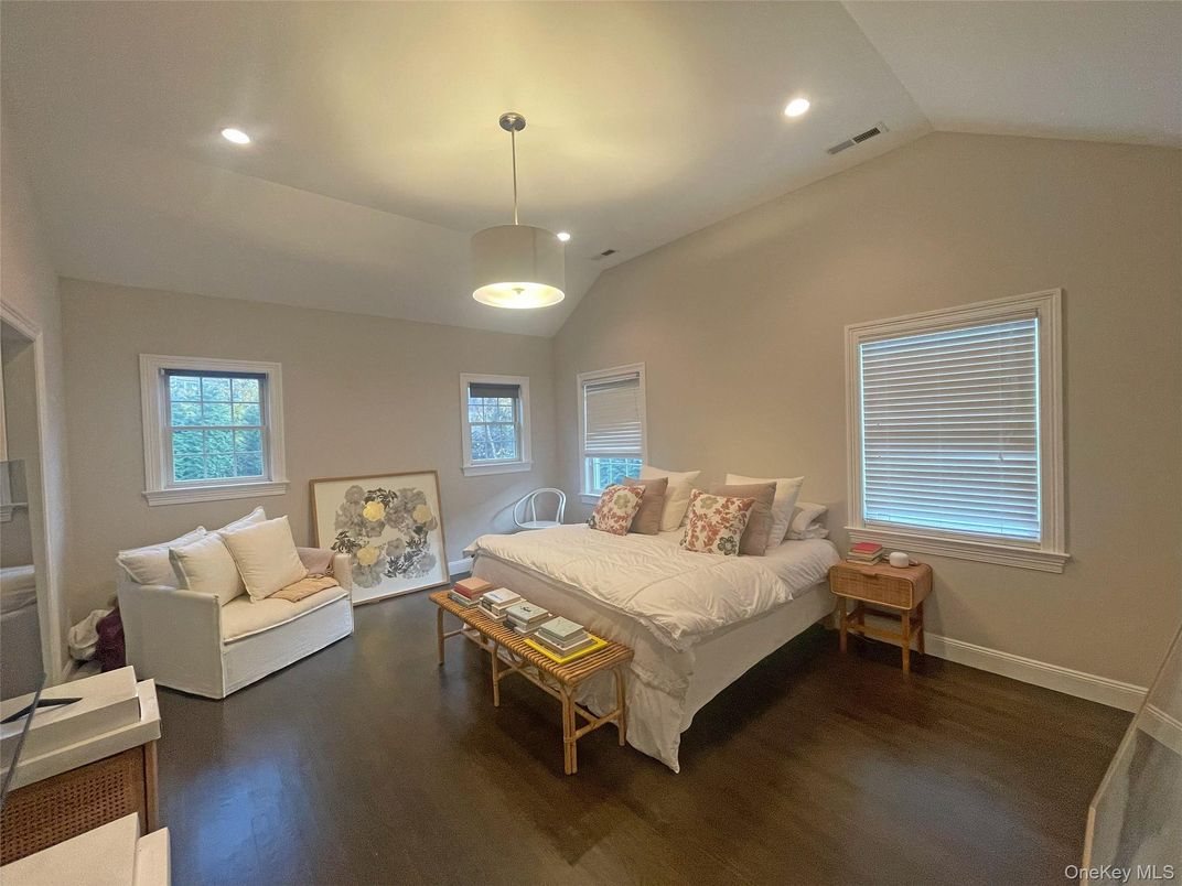 Bedroom, Interior, Pendant Lights, Recessed Lighting
