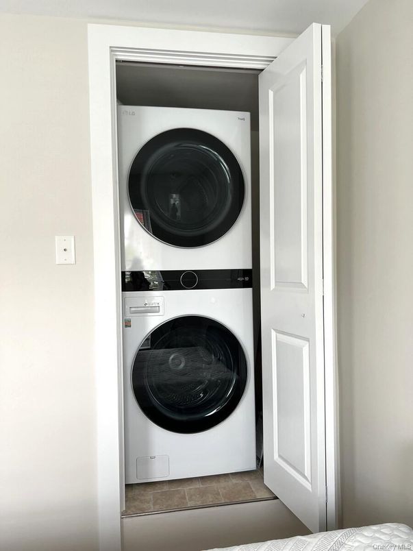 Interior, Utility Closets, Washer