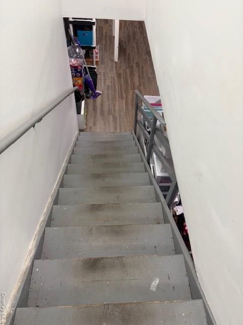 Garage, Interior, Wooden Walls