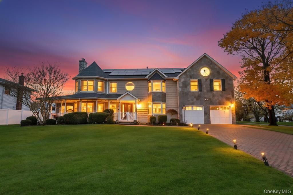 Attached, Exterior, Facade, Solar Panels, Queen Anne Victorian