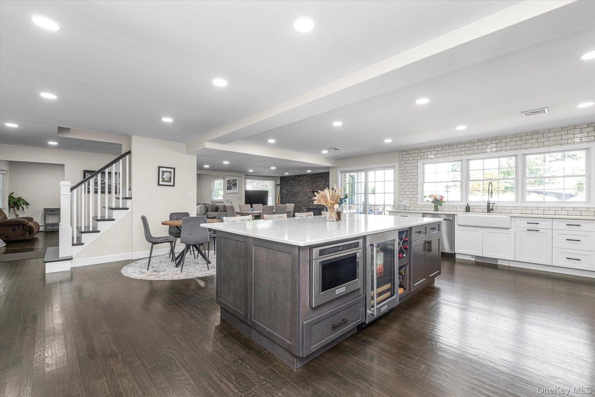 Dining room, Interior, Kitchen, Recessed Lighting, Stainless Steel Appliances, Wood Texture Flooring