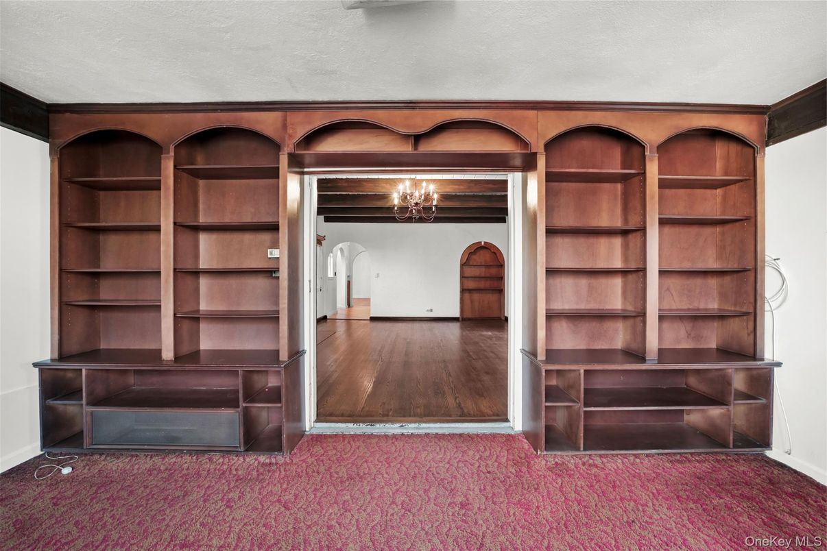 Chandelier, Interior, Wood Texture Flooring