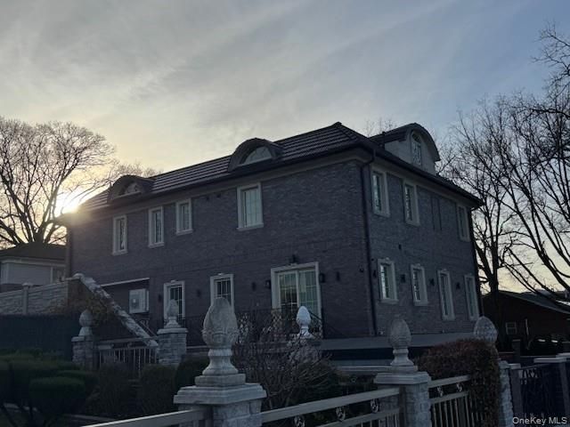 Exterior, Facade, Georgian