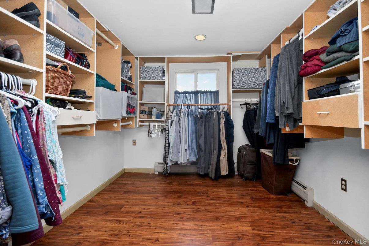 Interior, Recessed Lighting, Walk-in Closets, Wood Texture Flooring
