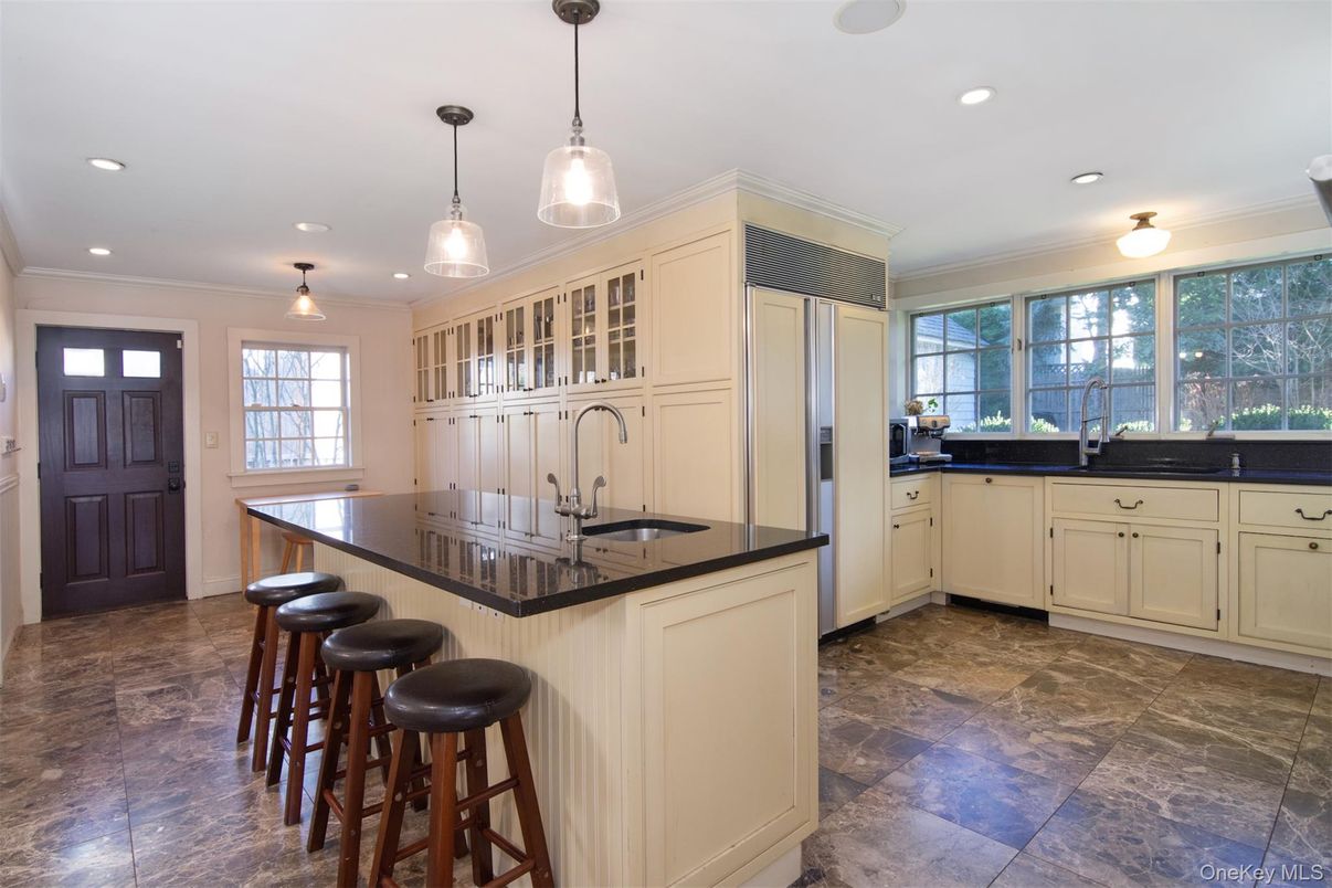 Interior, Kitchen, Pendant Lights, Recessed Lighting