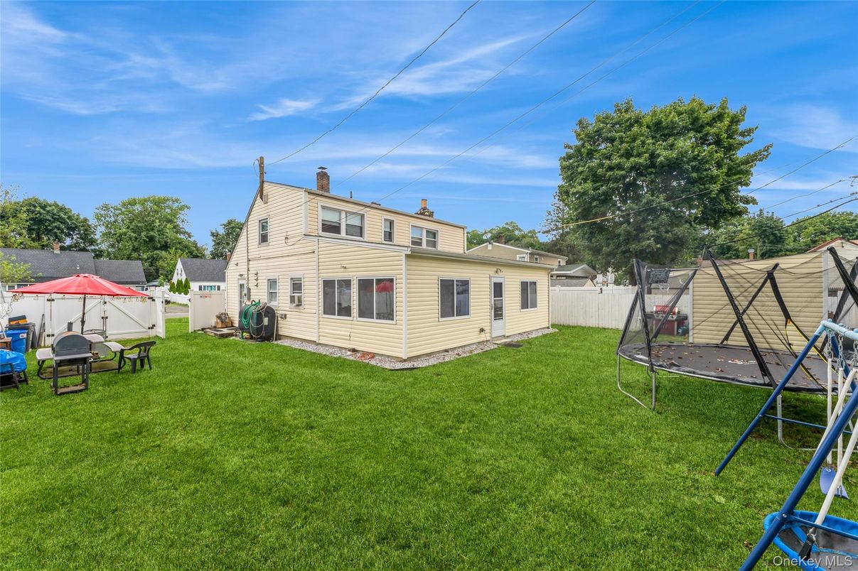 Backyard, Exterior, Playground