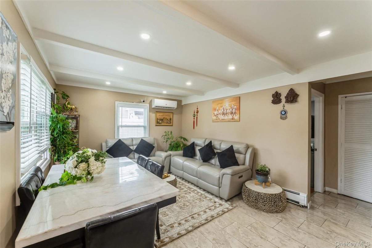 Dining room, Interior, Living room, Recessed Lighting, Wood Texture Flooring